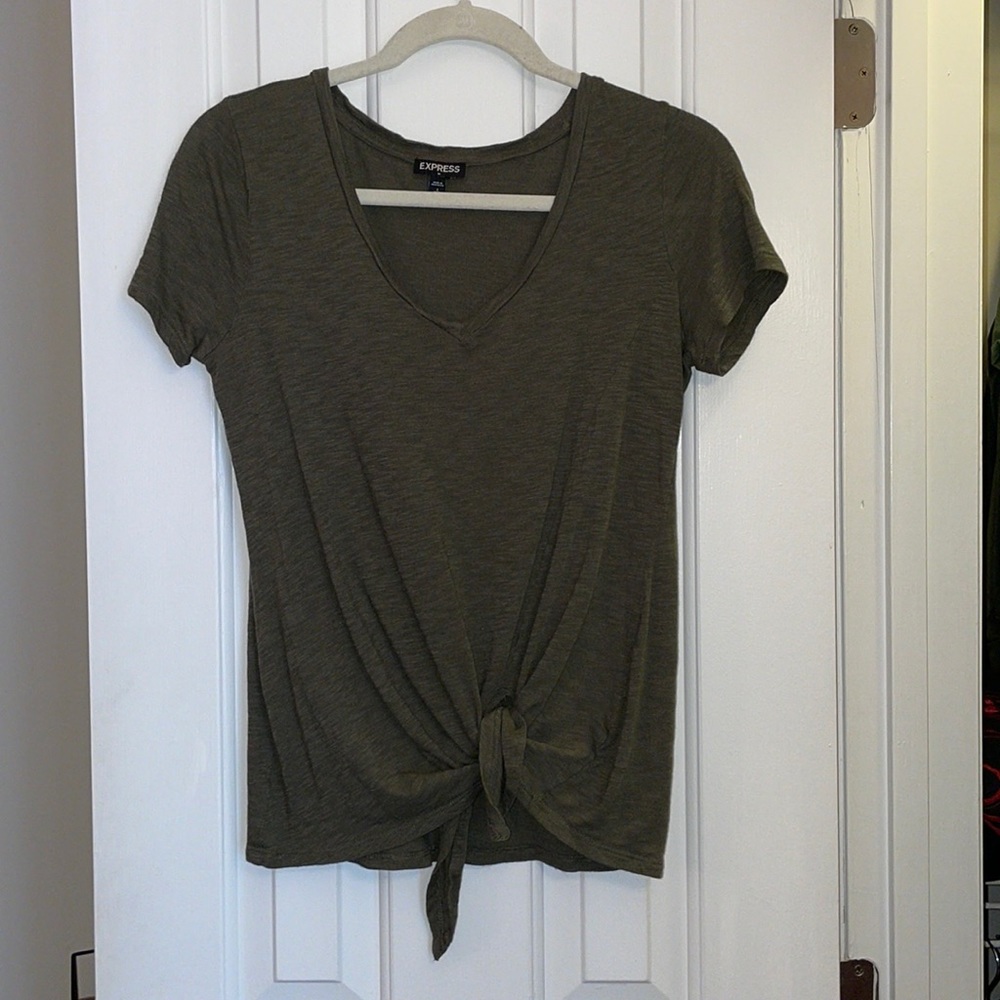Express T-shirt